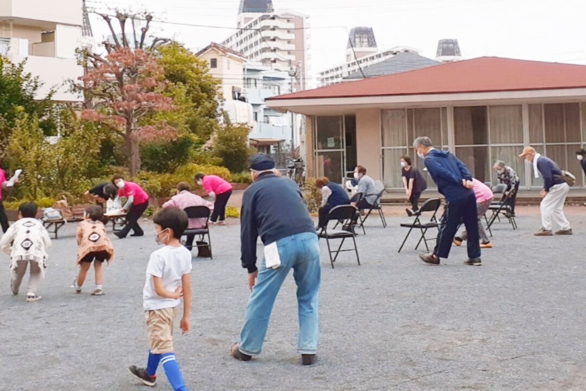 くにたちまごころサロン活動の様子